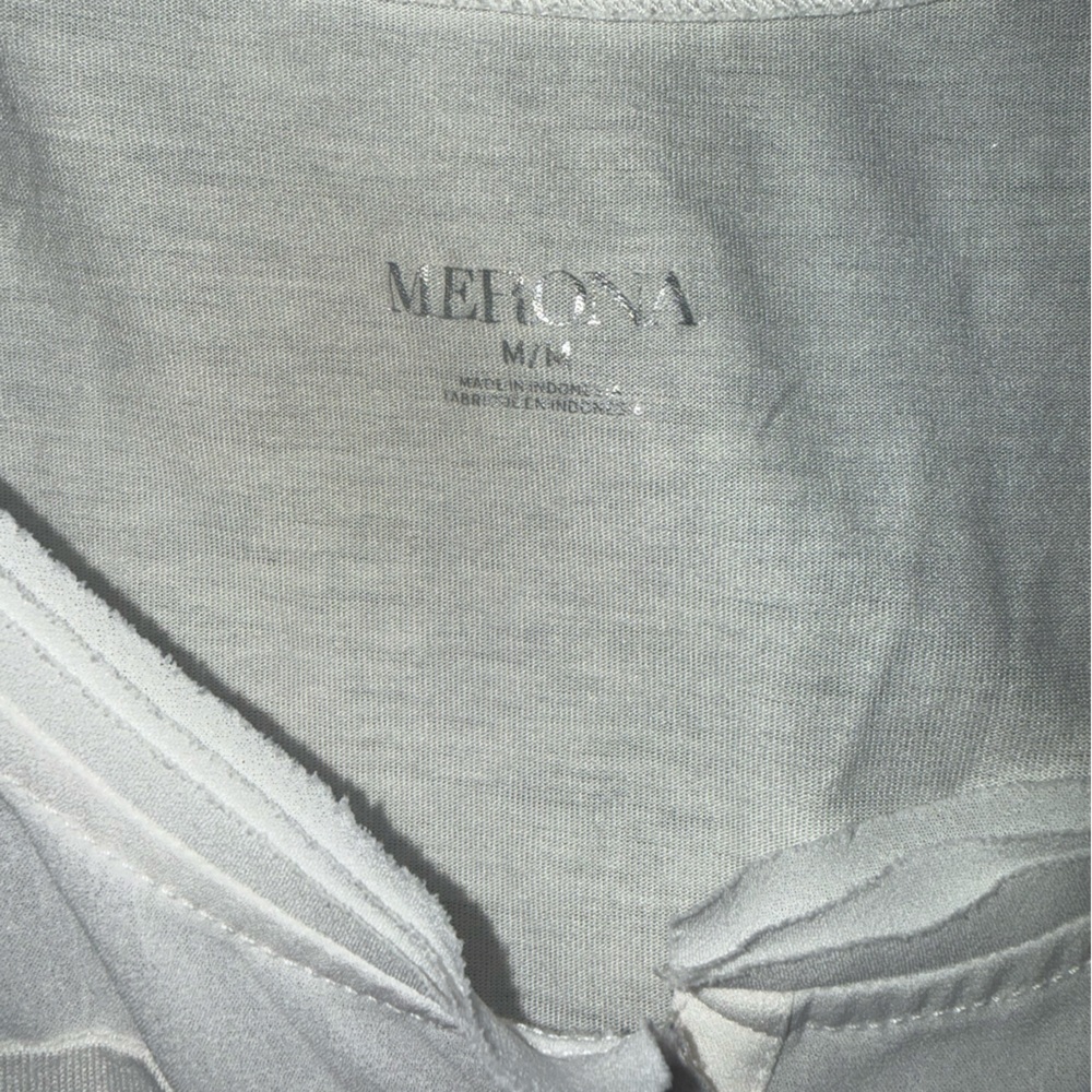 Merona White Sleeveless Henley Tank Top – Size Medium - Picture 2 of 3